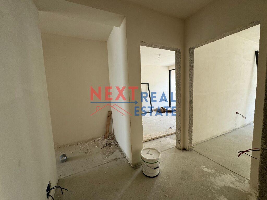 2-Bedroom Apartment in Sarandë — photograph 4