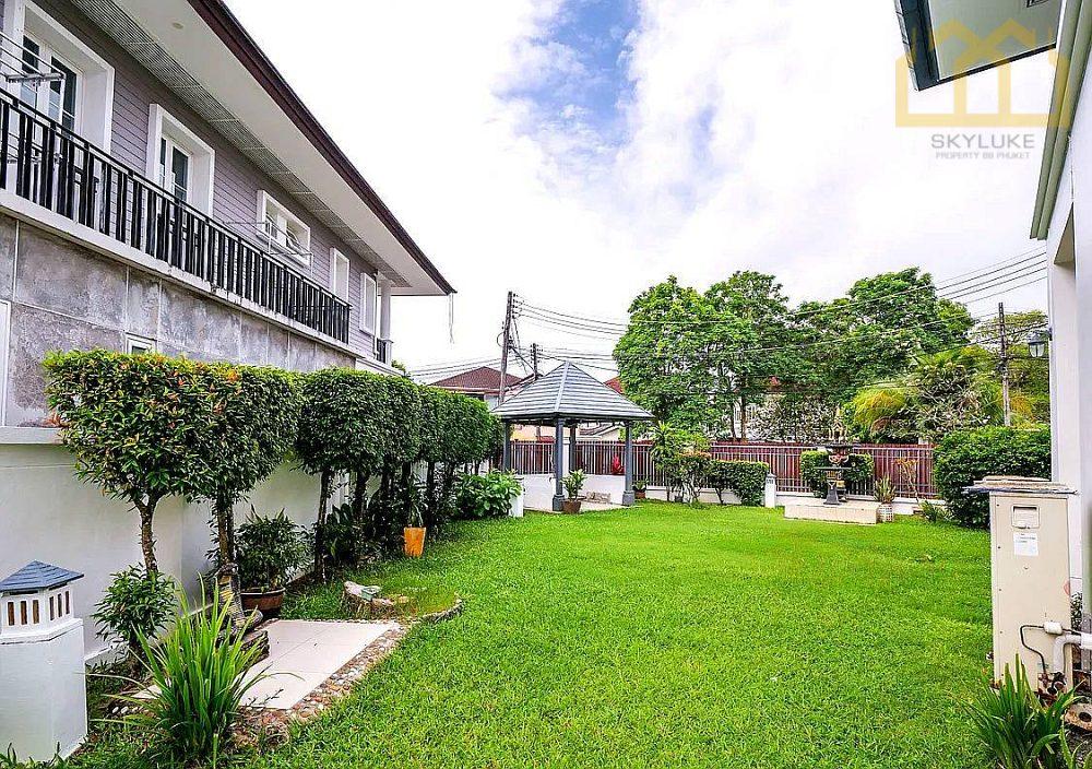 Lakeside House in Mueang Phuket — photograph 4