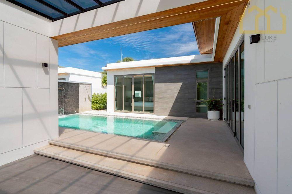 Quiet Pool Villa in Mueang Phuket — photograph 5