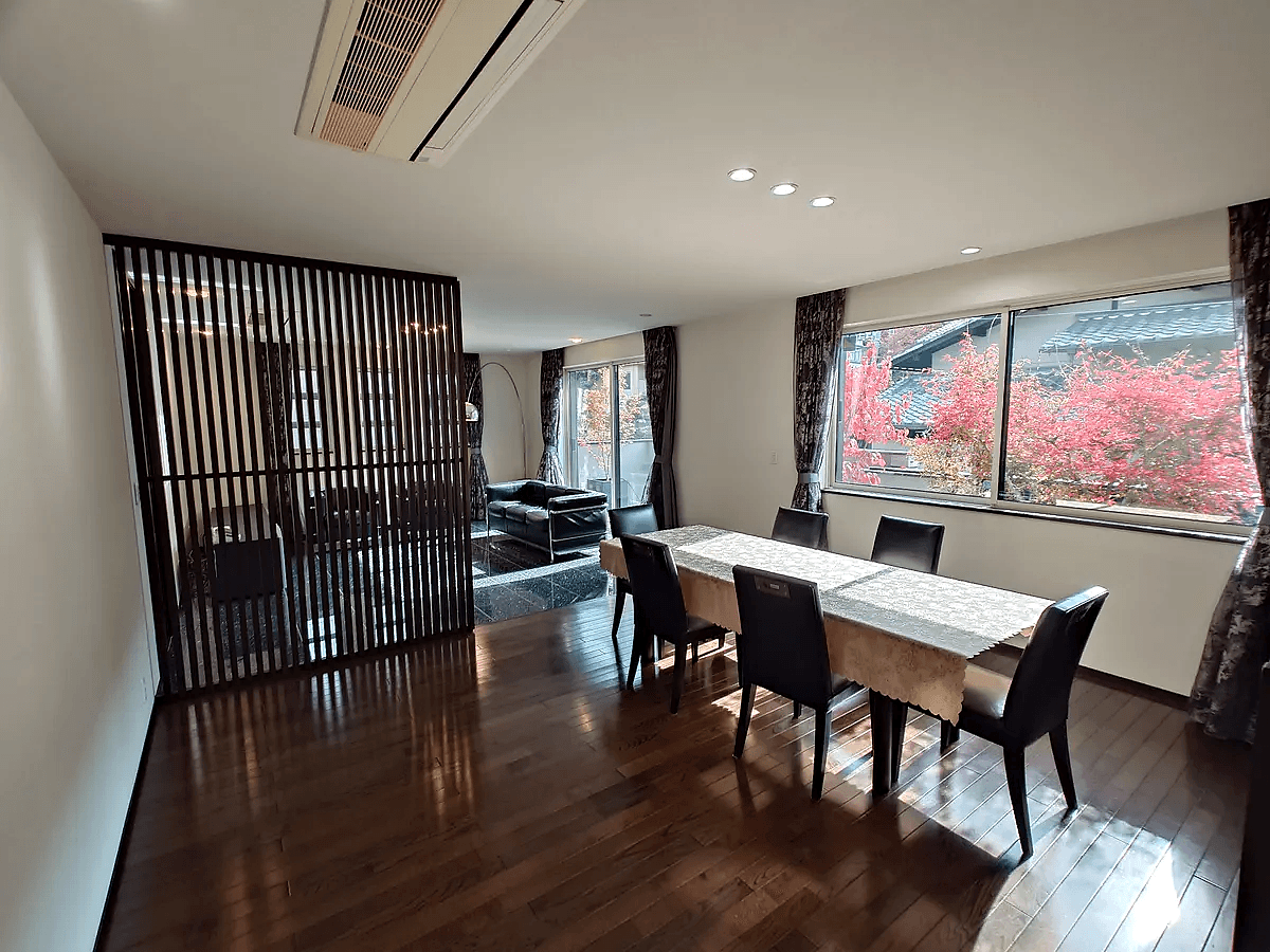Landscaped Family House in Kyoto — photograph 5