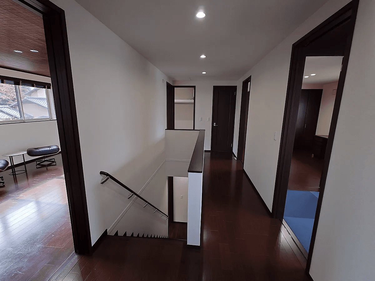 Landscaped Family House in Kyoto — photograph 4