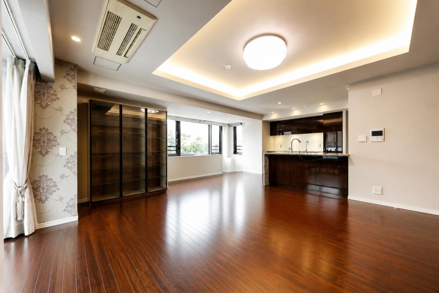 Boutique Condominium in Tokyo — photograph 2