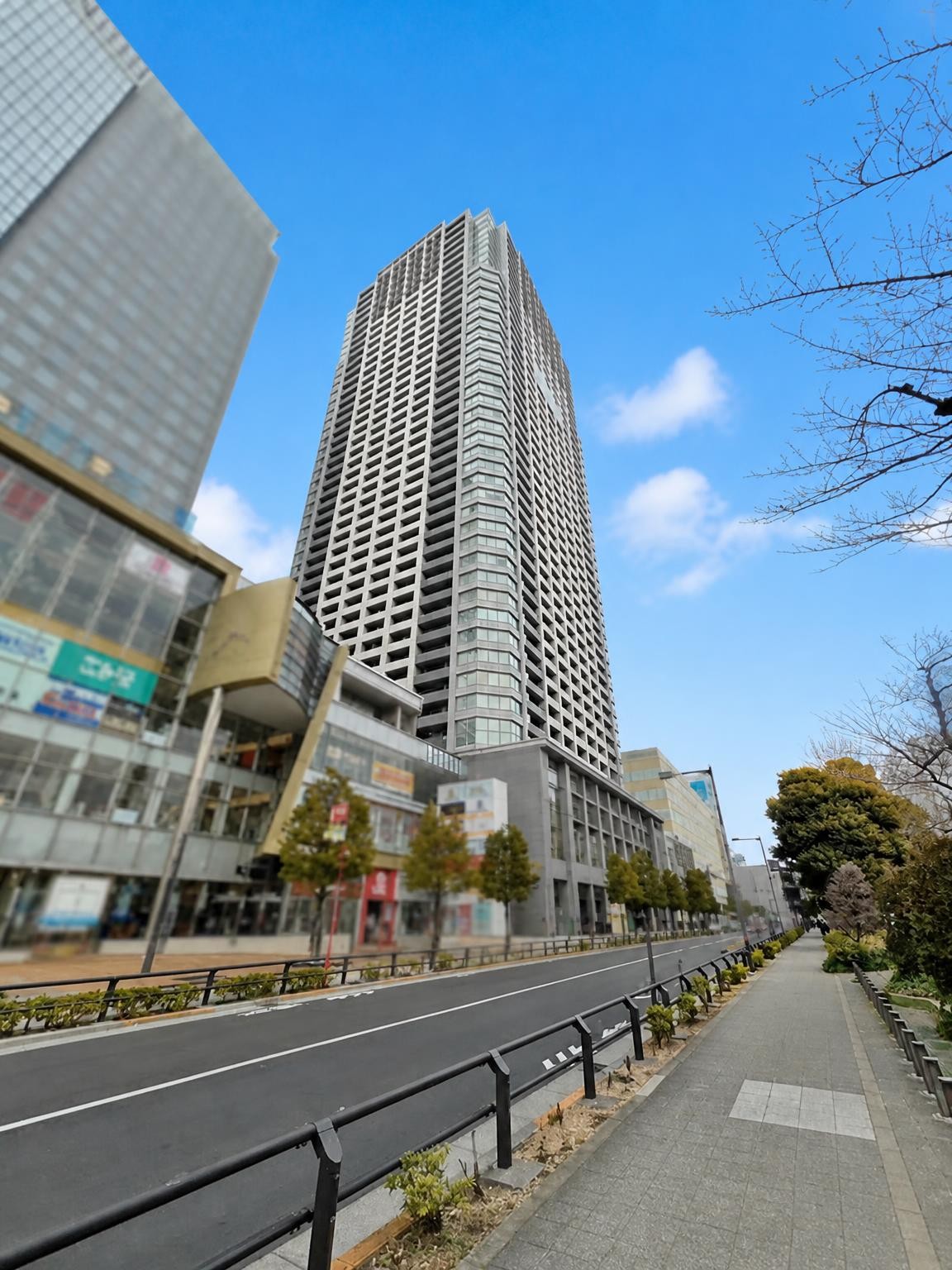 Brillia Tower Tokyo
